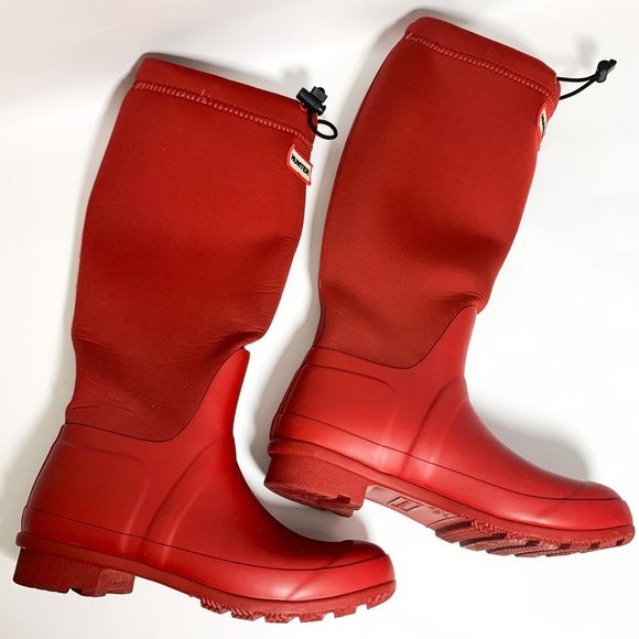 Hunter red tall rain boots 5 - Picture 1 of 7